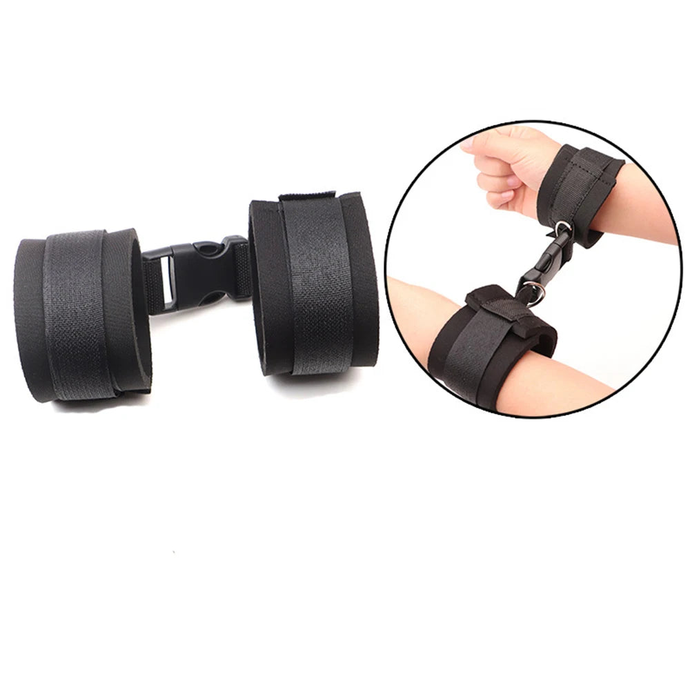 SM Handcuffs